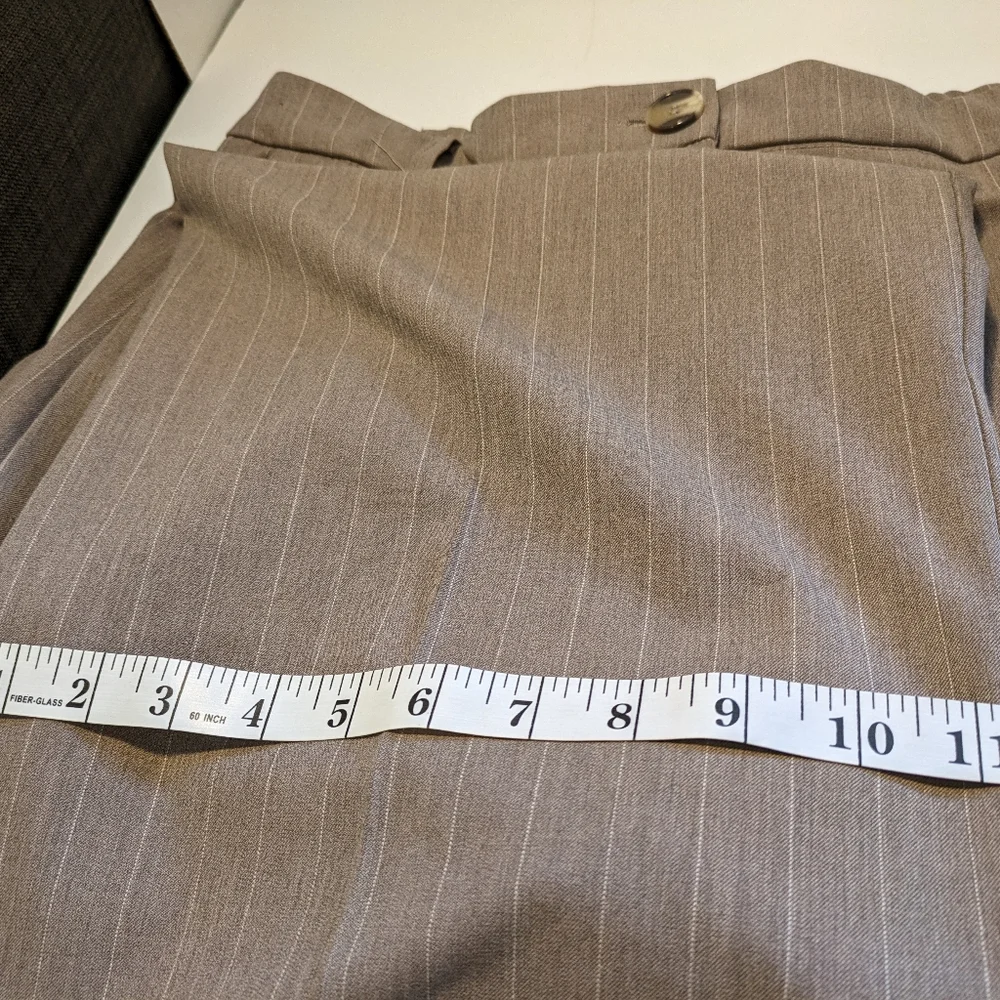 House of Harlow 1960 tan pin stripe slacks women's sz L New no tag - Picture 6 of 10